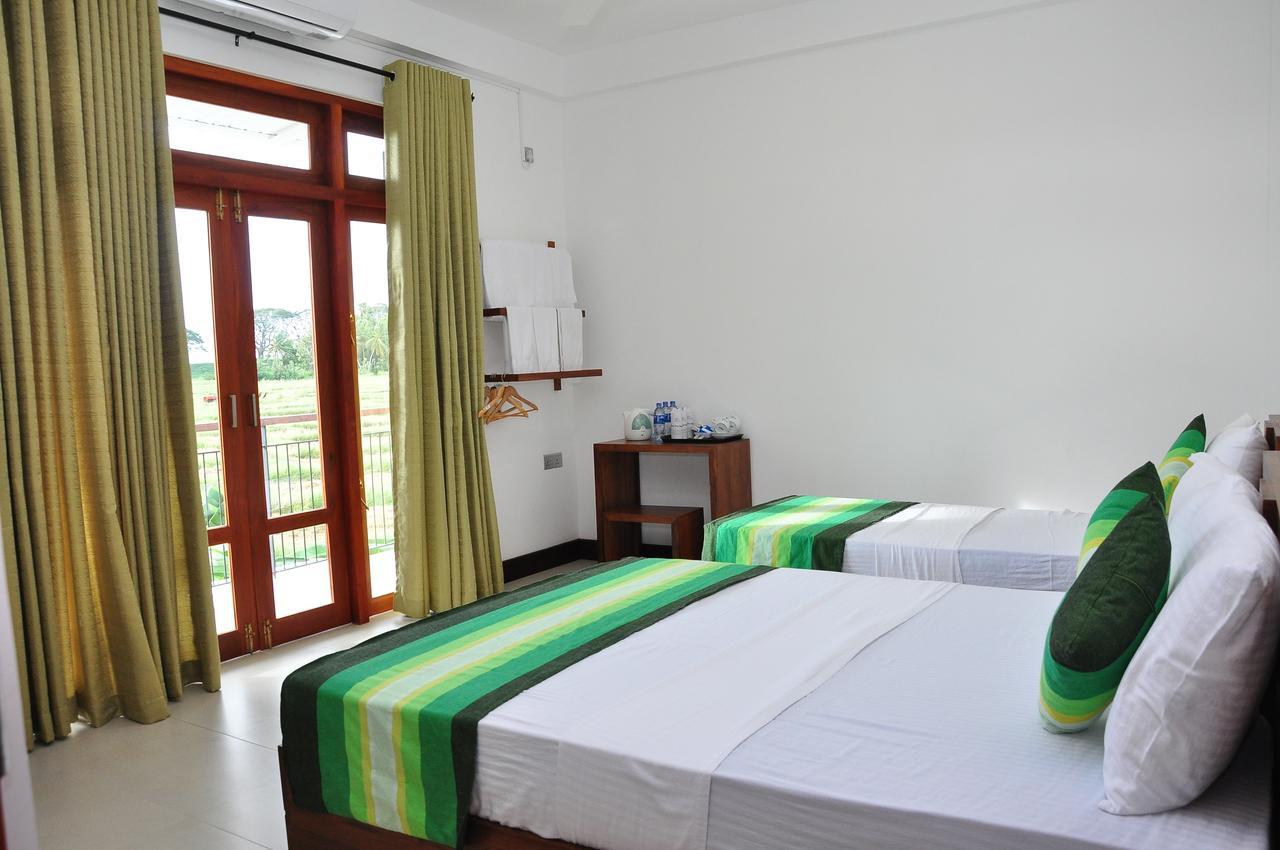 Green View Resort - Анурадхапура Екстериор снимка