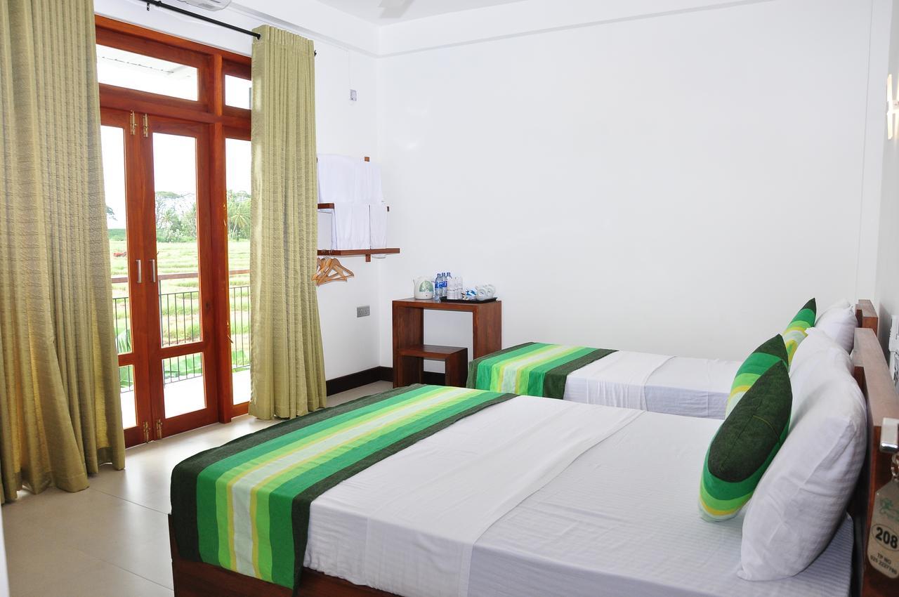 Green View Resort - Анурадхапура Екстериор снимка