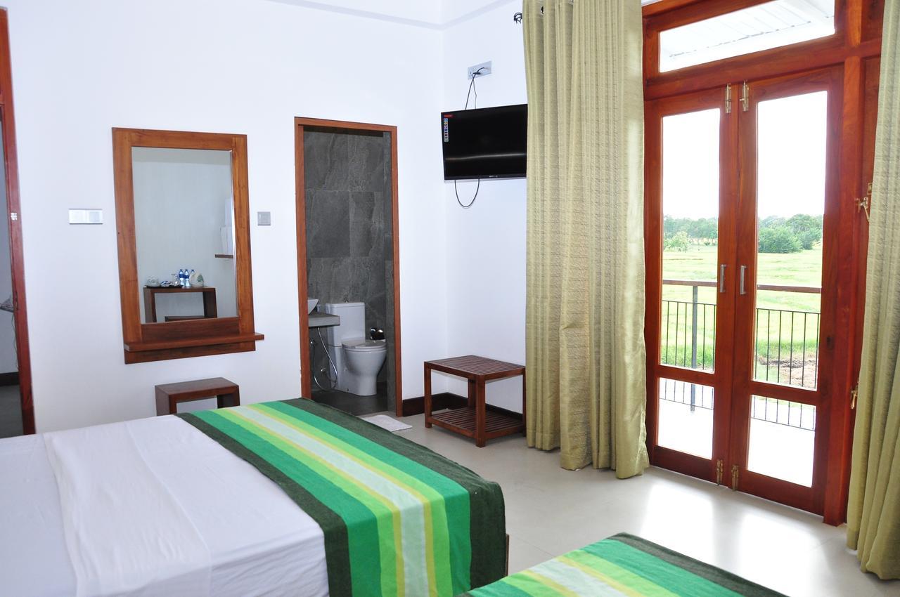Green View Resort - Анурадхапура Екстериор снимка