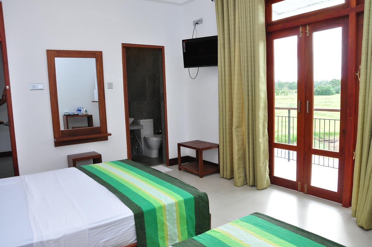 Green View Resort - Анурадхапура Екстериор снимка