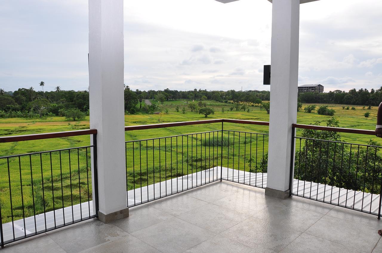 Green View Resort - Анурадхапура Екстериор снимка